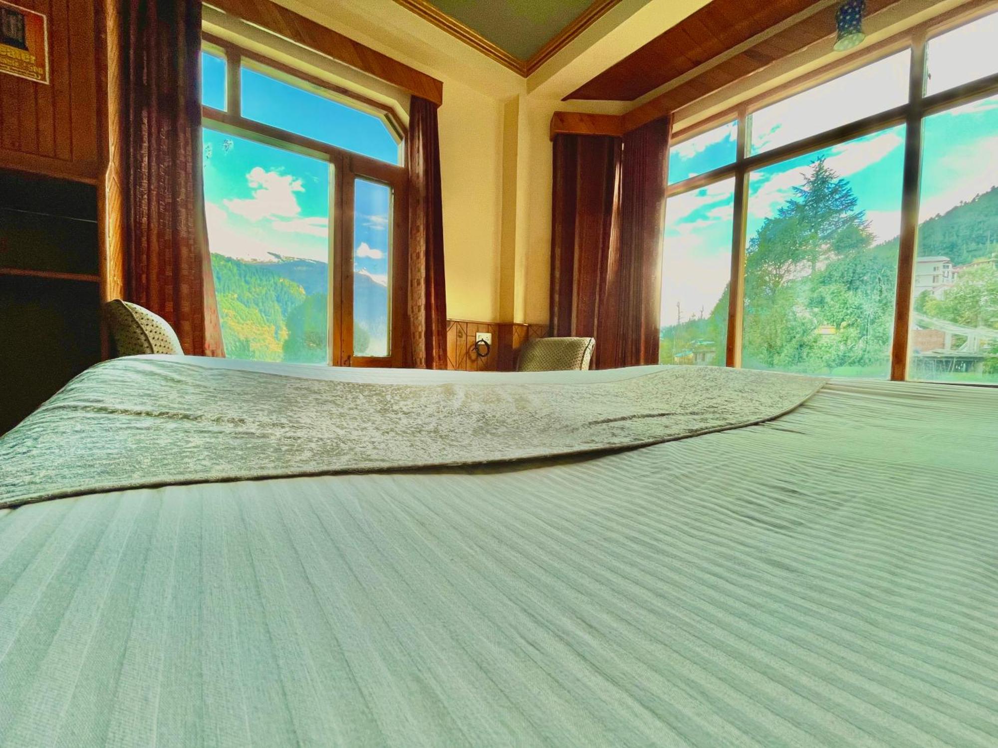 Woods Villa Cottages Manali - 1,2,3,4 Cottages & Villas Available In Manali With Scenic Mountain View Kültér fotó