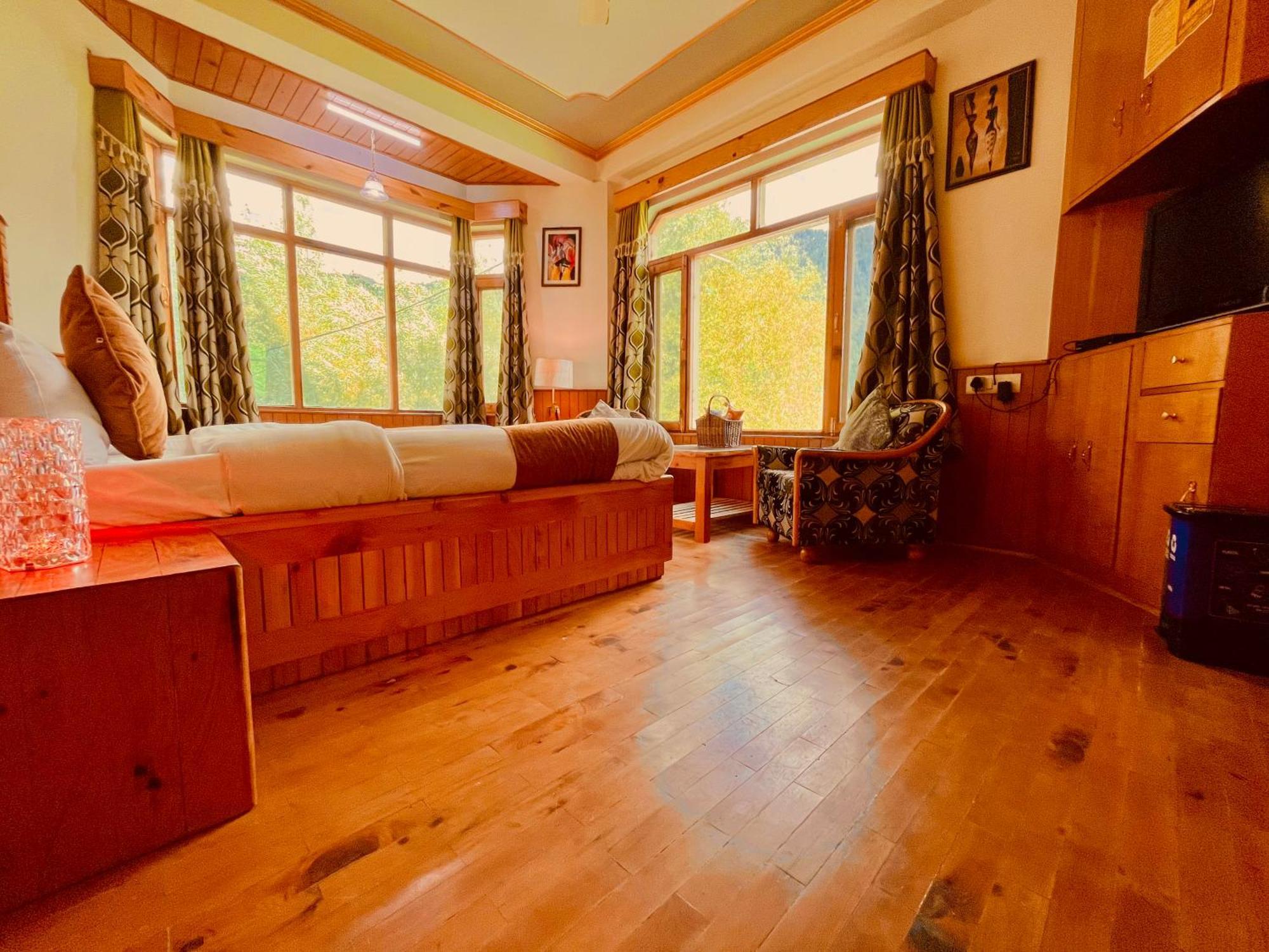 Woods Villa Cottages Manali - 1,2,3,4 Cottages & Villas Available In Manali With Scenic Mountain View Kültér fotó